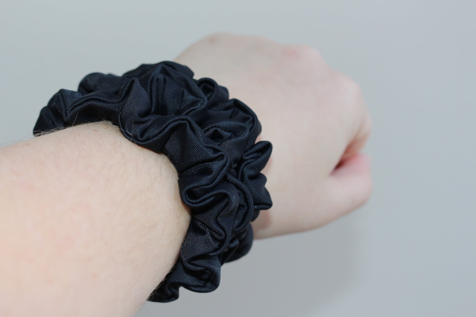NightCap® - Scrunchie Black – A Blissfully Beautiful Boutique